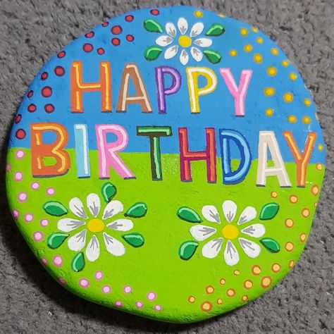 Happy Birthday Painted Rocks Ideas, Happy Birthday Rock Painting, Happy Birthday Rocks, Happy Birthday Painted Rocks, Birthday Rock Painting Ideas, Birthday Painted Rocks, Conkers Craft, Birthday Rocks, Happy Birthday Painting