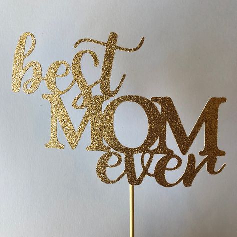 "Best MOM Ever Cake Topper. This cake topper is perfect for celebrate Mother's Day, look so cute in the cake or in a center of bouquet. I T E M ~ D E T A I L S -Size options: 5\" wide 6\" wide 7\" wide **BEST SELLER 8\" wide If you loved this style and want to see more beautiful items for your celebration, find them in my shop clicking the link below: https://www.etsy.com/shop/PekiDesignStudio **Custom orders are always welcome. All items in our shop are customizable. If you don't see exactly wh Happy Mothers Day Cake Topper, Mom Bouquet, Happy Mothers Day Cake, Mother's Day Cake Topper, Happy Birthday Beautiful, Mothers Day Cake, Diy Cake Topper, Sweet Tee, Flower Business