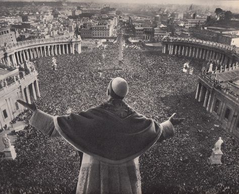 Famous picture of Pope Pius X11 addressing the crowds in St Peters Square, Rome St Peters Square, Pius Xii, Pope Pius Xii, Saint Peter Square, Roman Church, Catholic Company, Famous Pictures, Theme Tattoo, St Peters