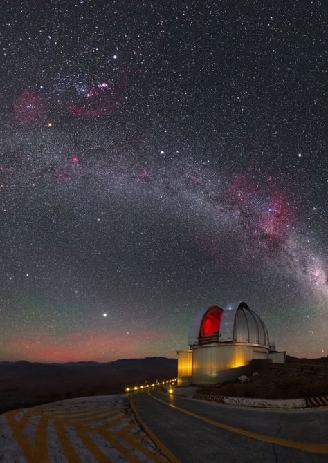 Telescope Observatory, Space Observatory, Largest Telescope, Astronomical Observatory, Astronomy Constellations, Space Aesthetic, Chile Travel, Beautiful Skies, Space Photos