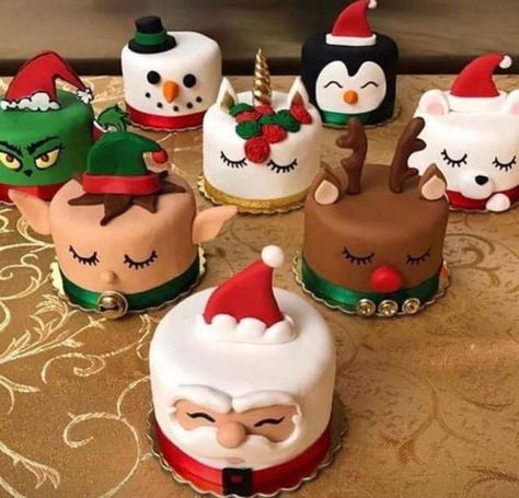 Amazing Cake Decorating, Mini Christmas Cakes, Christmas Themed Cake, Snowman Cake, Christmas Cake Pops, Christmas Cake Designs, Cupcakes Decorados, Christmas Cake Decorations, Xmas Cake