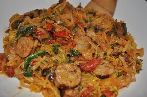 Spaghetti Squash With Chicken, Spaghetti Squash Recipes Chicken, Sausage And Spaghetti Squash, Chicken Sausage Recipes, Chicken Apple Sausage, Chicken Alfredo Recipes, Chicken Easy, Sundried Tomatoes, Chicken Spaghetti Squash