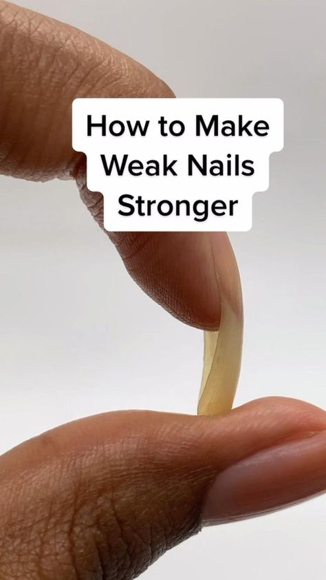 Nails Stronger, Grow Long Nails, Nail Growth Tips, Nyttige Tips, Weak Nails, Nail Care Routine, Nail Care Tips, Brittle Nails, Nail Growth