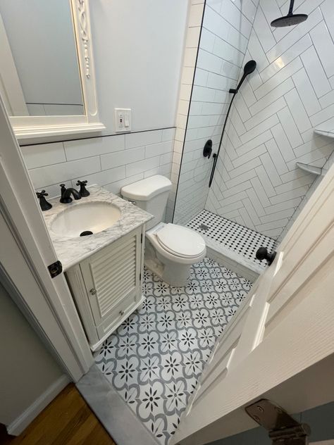 Simple Bathroom Ideas Small Budget Philippines, 3x6 Bathroom Layout, Walkin Shower Inserts, Sink Toilet Shower Bathroom Layout, Very Tiny Bathroom Ideas Minimalist, 6x4 Bathroom Design, Tiny Bathroom And Laundry Combo, Small Shed Bathroom Ideas, 7x4 Bathroom Design