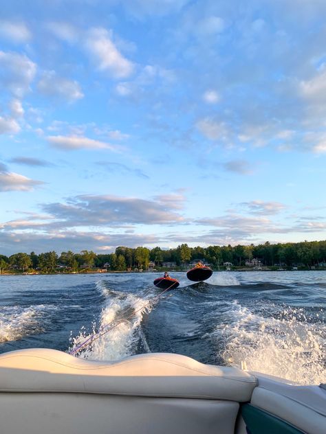 Lake Mom Aesthetic, Boat Days Aesthetic, Summer At The Lake Aesthetic, Lake Vacation Aesthetic, Summer On The Lake, Lake Weekend Aesthetic, Midwestern Summer Aesthetic, Canadian Summer Aesthetic, Lake Days Aesthetic