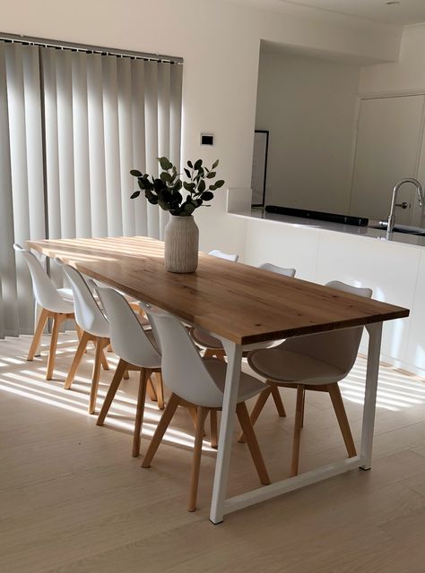 Eating Table, Deco Salon, Neutral Interiors, Design Table, Kitchen Inspiration Design, White Beige, Dinner Table, Kitchen Inspirations, Table Design