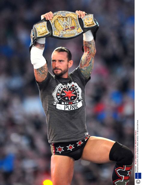 Has CM Punk really quit WWE? Cm Punk Aj Lee, Wwe Pictures, Aj Lee, Wrestling Stars, Wwe Legends, Wwe Wallpapers, Wwe World, Brie Bella, Pro Wrestler