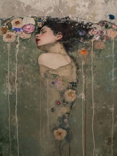 Woman With Flowers, Klimt Art, Arte Peculiar, Creation Art, Kunst Inspiration, Romantic Art, Gustav Klimt, Pics Art, Figure Painting