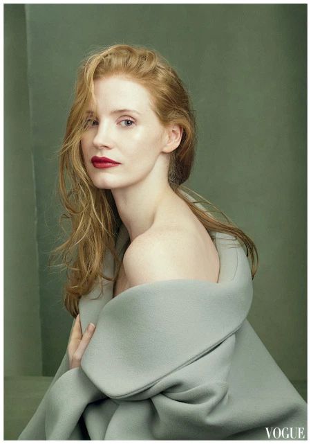 Annie Leibovitz Portraits, Anne Leibovitz, Annie Leibovitz Photos, Annie Leibovitz Photography, Karen Elson, Florence Welch, Annie Leibovitz, Vogue Us, Julianne Moore