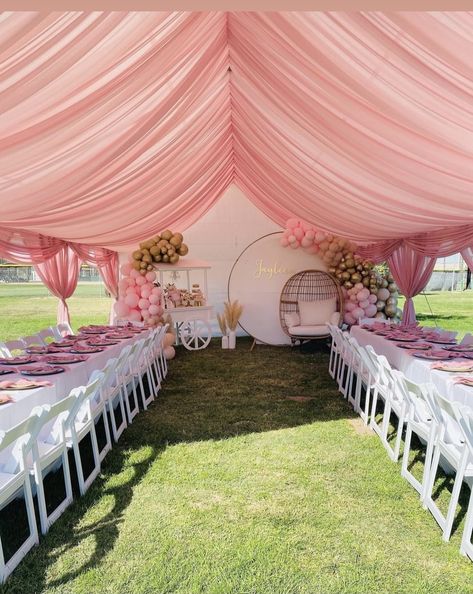 Party Tent Decorations, Backyard Graduation Party, Debut Ideas, Quinceanera Planning, Quince Decorations, Graduation Party Planning, Outdoor Baby Shower, Quinceanera Decorations, Grad Party Decorations