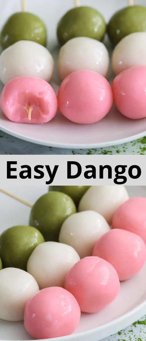 Korean Treats Recipes, Japanese Sweet Dumplings, Tricolor Dango Recipe, Asian Party Desserts, Sweet Dango Recipe, Asian Desserts Japanese Style, Japanese Cafe Dessert, Easy Korean Desserts, Japanese Christmas Dessert