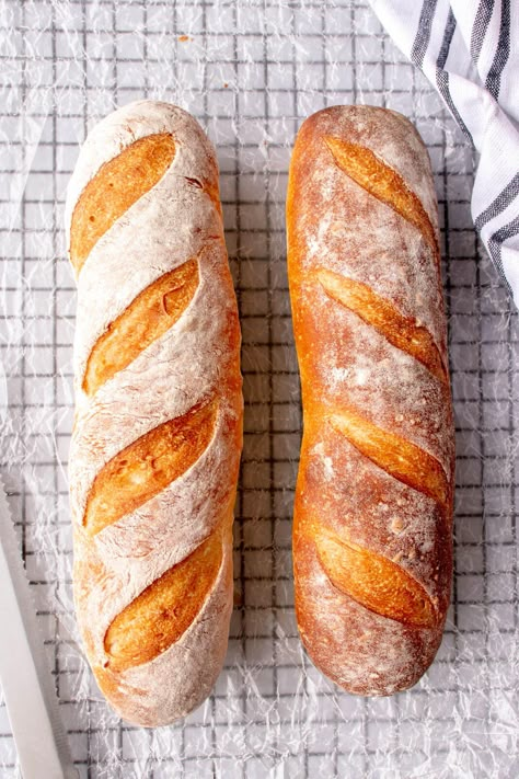 Easy Homemade Baguettes for Beginners (bakery-style results!) | Happy Vegannie Homemade Baguette Easy, Easy Bagett Recept, How To Make Baguette, Baggett Recipe, Quick Baguette, Easy Baguette Recipe, Homemade Baguette Recipe, Homemade Baguette, Bread Sticker