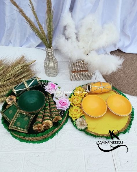 Haldi and mehndi platter combo Dm for order Contact -7905869506 #haldiplatter #haldiplate #haldioutfit #haldijwellery #mehndi #haldi #usa #canada #mehndiplatter #mehndi Haldi Mehndi Platter, Haldi Mehndi Plate Decoration, Team Bride Mehendi Designs, Diy Haldi Platter, Mehndi Platter Ideas, Haldi Ornaments For Bride, Haldi Platter Ideas, Mehandi Plate Decoration, Haldi Thali Decoration Ideas