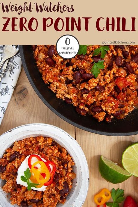 This delicious Weight Watchers Zero Point Chili recipe is so simple & easy to make. If you are following the WW Freestyle plan this is a Weight Watchers friendly meal that you will make again and again. A tasty Weight Watchers dinner recipe that is also suitable for freezing - what's not to like!! #zeropointweightwatchers #weightwatchersrecipeswithpoints #weightwatchersmeals Ww Zero Point Chili Recipe, Ww 0 Point Chili, Zero Point Chili Weight Watchers, Ww Zero Point Chili, Ww Turkey Chili Recipe 0 Point, Ww Chili Recipe 0 Point Crockpot, Weight Watcher Chili Recipe, Ww Chili Recipe Weight Watchers, Ww Chili Recipe 0 Point