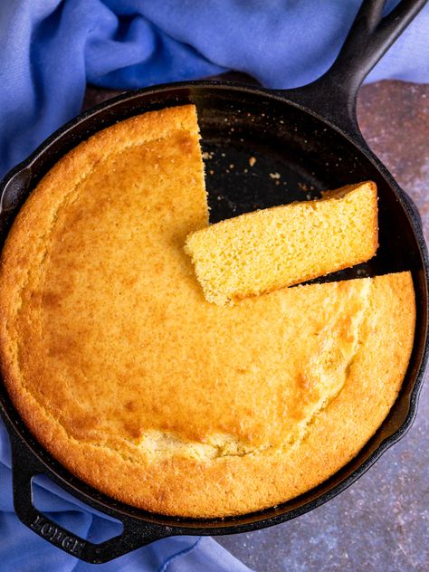 Best Skillet Cornbread, Easy Skillet Cornbread, Roasted Chicken Leg Quarters, Easy Mexican Cornbread, Cast Iron Skillet Cornbread, Perfect Cornbread, Best Cornbread Recipe, All American Food, Roasted Chicken Legs