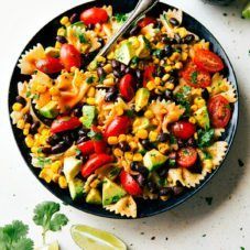 Easy Tex Mex Pasta Salad Tex Mex Pasta Salad, Tex Mex Pasta, Healthy Green Salads, Appetizers Vegetarian, Greek Tortellini Salad, Cauliflower Potatoes Salad, Tomato Pasta Salad, Corn Pasta, Tortellini Salad