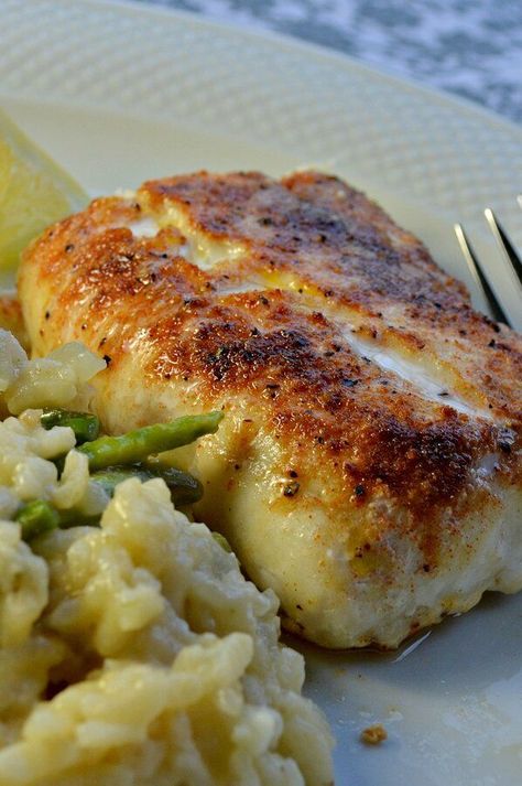 Broiled Haddock, Broiled Fish Recipes, Baked Haddock Recipes, Haddock Recipes, Fish Entrees, Hp Sauce, Fish Recipes Baked, Halibut Recipes, Recipes Fish