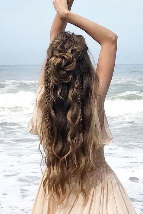 Braids Hairstyles Bridesmaid, Really Long Hair Styles, Rustic Wedding Hair, Awards Banquet, Ocean Hair, Debut Ideas, Growing Your Hair Out, Fesyen Rambut, Boho Wedding Hair