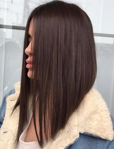 Bob Inversat, Bob Lung, Straight Hair Highlights, Band Hairstyles, Balayage Straight Hair, Angled Bob Hairstyles, Girls Short Haircuts, Bob Hairstyles For Thick, Hairstyles Natural