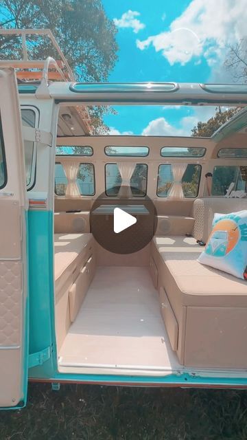 Luxurious Camping, Vw Bus For Sale, Vw Bus Interior, Bus Interior, Vintage Vw Bus, Vw Bus Camper, Art Tv, Vintage Vw, Florida Usa