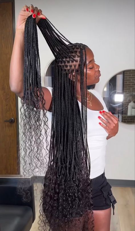 Small Knotless, Braided Hairstyles For Black Women Cornrows, Big Box Braids Hairstyles, Feed In Braids Hairstyles, Goddess Braids Hairstyles, Box Braids Hairstyles For Black Women, Cute Braided Hairstyles, Braids Hairstyles Pictures, Texas Roadhouse