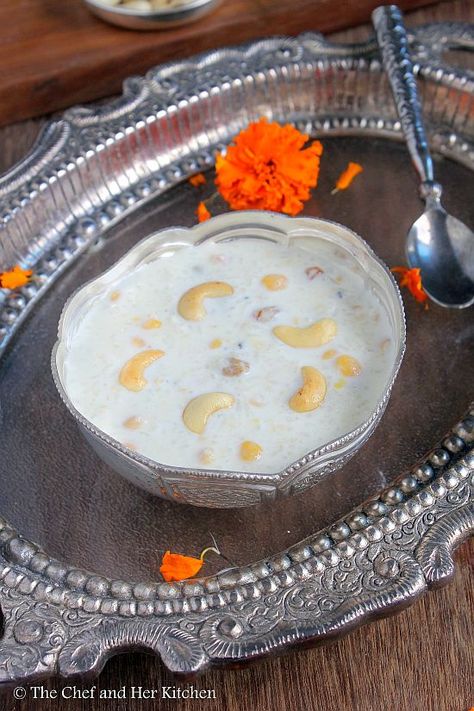 THE CHEF and HER KITCHEN: Paal Payasam Recipe | Gokulashtami Recipes | Rice Kheer Paal Payasam, Payasam Recipe, Krishna Jayanthi, Rice Kheer, Kerala Recipes, Recipes Rice, Creamy Rice, Kerala Food, Roasted Cashews