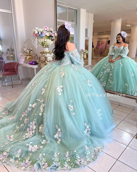 Cyan Quinceanera Dresses, Teal Quince Dress, Xv Ideas, Debut Gowns, Beaded Ball Gown, Quincenera Dresses, Quinceañera Ideas, Quinceanera Planning, Quinceñera Dresses