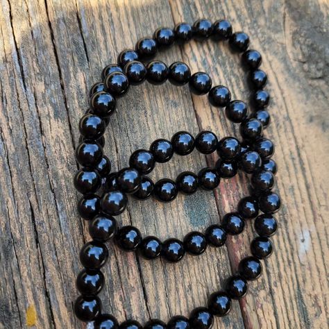 Black Beauty Inspired Bracelet. Genuine Black Onyx Beads Check Out Link In Bio! #etsyshop #jewelry #bracelets #beadwork #naturalbeauty #lanadelrey #blackbeauty Onyx Bead, Black Beauty, Black Onyx, Bead Work, Onyx, Link In Bio, Jewelry Bracelets, Etsy Shop, Bracelet