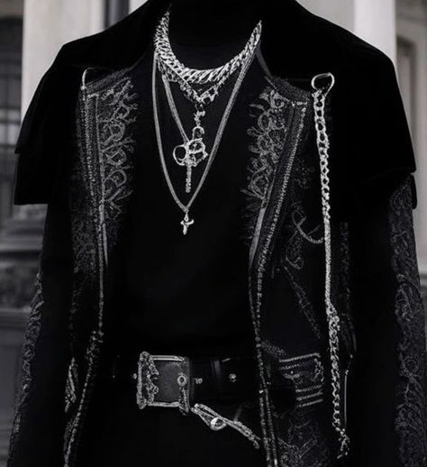 Mens Goth Fashion Casual, Romantic Goth Outfits Men, Howl Outfit, Vampire Goth Men, Goth Clothes Men, Trad Goth Men, Male Goth Outfits, Masculine Goth Outfits, Goth Guy Outfits