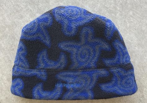 Bailey Goldberg Beanies, 90s Beanie, Beanie Outfits, Patagonia Beanie, Cool Beanies, Patagonia Accessories, Fleece Beanie, Beanie Fits, Funky Hats