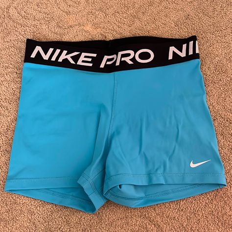 Nwot Sky Blue Colored Spandex From Nike. Size Adult Medium. Never Worn. Comes From A Smoke Free Home. Make Me An Offer!! Volleyball Wishlist, Nike Drip, Nike Winter Jackets, Blue Nike Pros, Nike Fits, Volleyball Spandex, Beanie Outfit, Nike Pro Spandex, Cute Nike Outfits