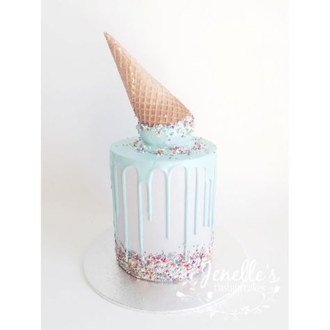 Jenelle Fitzpatrick on Instagram: “Another Katherine Sabbath inspired cake for a birthday today.  This one is passion fruit mud cake with white chocolate ganache tinted a…” Ice Cream Drip Cake, Drippy Cakes, Cone Cake, Ice Cream Cone Cake, Pear Cake, Mud Cake, Drip Cake, Occasion Cakes, Drip Cakes