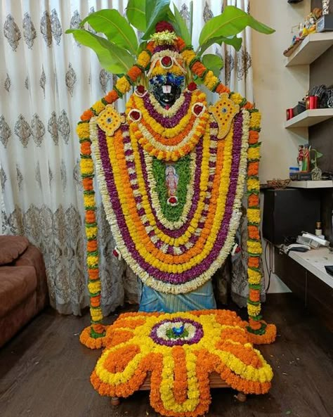 Diy Indian Wedding Decor Ideas, Satya Narayana Pooja Decoration, Satyanarayan Pooja Decoration, Sathyanarayana Pooja Decoration At Home, Spirituality Room, Satyanarayana Pooja Decoration Ideas, Coconut Wedding, Laxmi Pujan, Lakshmi Puja