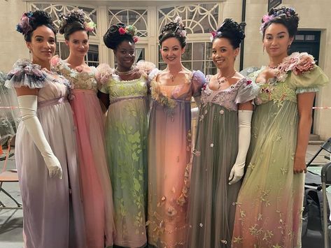 Bridgerton Season 3 Costumes, Bridgerton Dresses, Bridgerton Ball, Regency Dresses, Bridgerton Season 3, Costume Inspirations, Regency Era Fashion, Era Fashion, Regency Dress