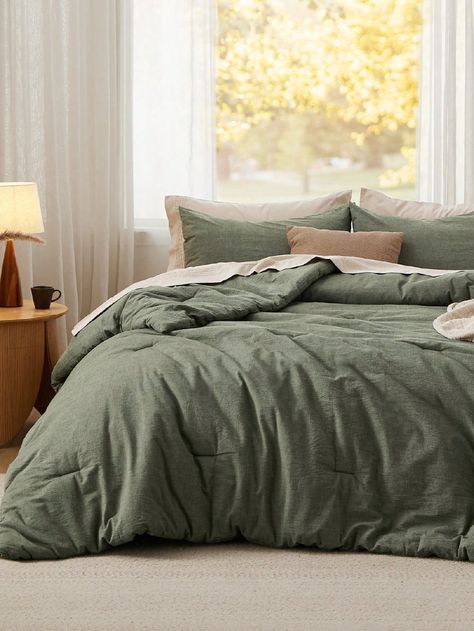 [Extra Cozy]The 100% cotton outer cover on this comforter set provides exceptional breathability and moisture-wicking properties, ensuring maximum coziness night after night.  [Ultra Soft]This comforter is prewashed in manufacturing, and filled with extra-fine polyester microfiber to achieve an exquisite softness that's gentle on the skin, delivering all-year-round comfort.  [Natural Wrinkle]This comforter features a stylish, natural wrinkle that can effortlessly complement any interior space. Sage Green Comforter Bedroom Boho, Sage Green Sheets Bedding, Olive Green Duvet Cover Bedroom Ideas, Oatmeal Colored Bedding, Olive Green Duvet Cover, Bedroom With Green Comforter, Sage Green Bedding Bedroom, Sage Green Comforter Bedroom, Forest Green Comforter