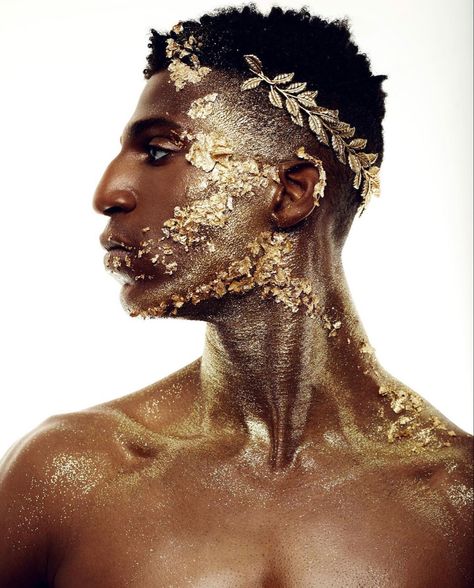 Gold Aesthetic Male, Black Man Gold Aesthetic, Male Egyptian Makeup, Sun Costume Man, Black And Gold Male Outfits, Black Male Makeup, Apollo Makeup, Greek God Makeup, Male Faerie