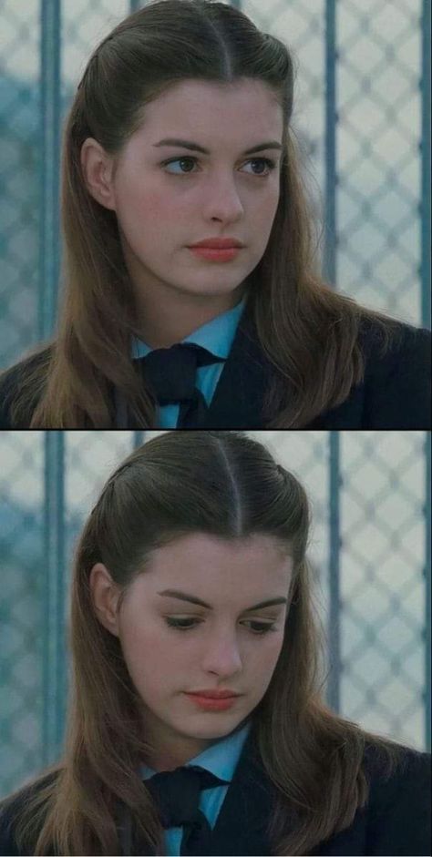 The Princess Diaries 2001, Intricate Hairstyles, The Princess Diaries, Rare Features, Princess Diaries, Peinados Fáciles Para Cabello Corto, Hair Stylist Life, Short Hair Styles Easy, Hairstyles For School