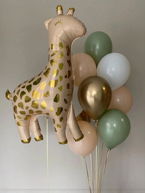 Giraffe Party, Candy Bar Birthday, Baby Birthday Decorations, Baby Birthday Themes, Baby Shower Theme Decorations, Birthday Themes For Boys, Safari Birthday Party, Personalized Balloons, Diy Balloon Decorations