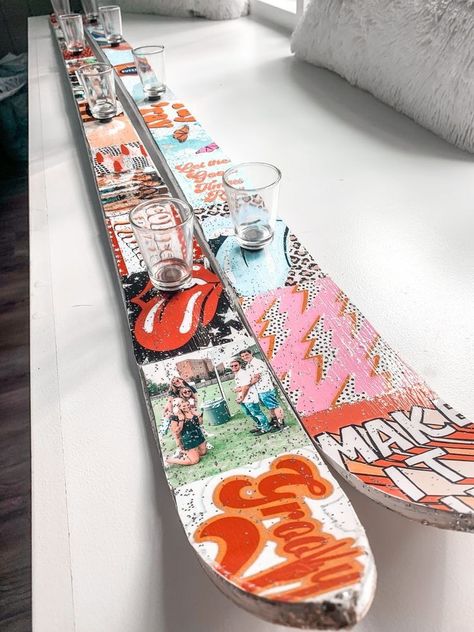 Ski Collage, Shotski Design Ideas, Pong Table Painted, Diy Beer Pong, Diy Beer Pong Table, Beer Pong Table Designs, College Crafts, Shot Ski, Apres Ski Party