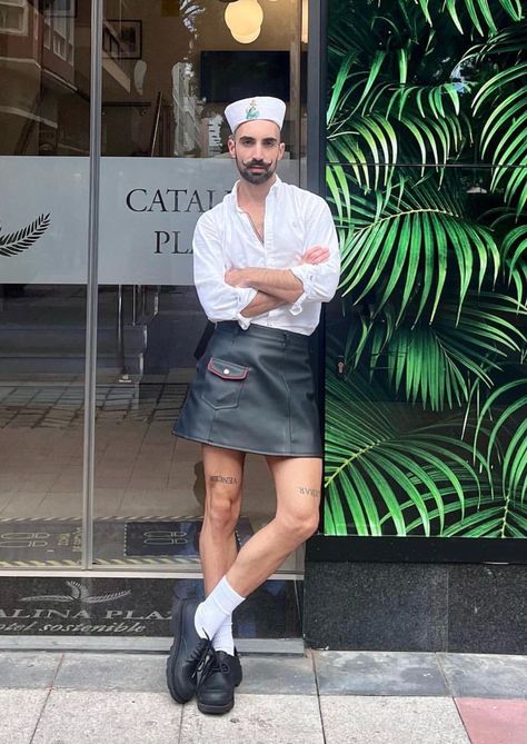 Men In Skirts Fashion, Skirts For Men, Men Skirt, Men In Skirts, Fluid Fashion, Men Wearing Skirts, Dressing Ideas, Kilt, Fashion Poses