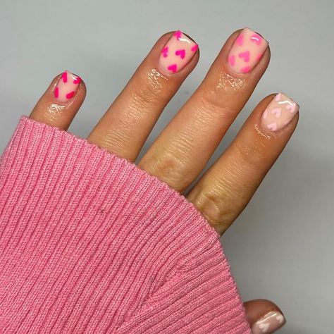 Nail Colors For Pale Skin, Painting Nails, Es Nails, Nail Goals, Natural Nail Designs, 21 Birthday, Nail Designs Valentines, Simple Gel Nails, School Nails