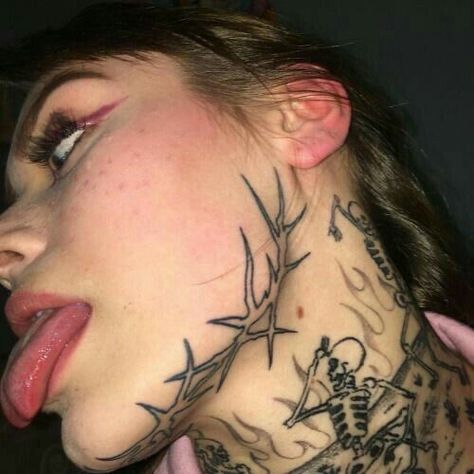 Tattoo On Jawline, Goth Face Tattoo, Nose Tattoo, Small Face Tattoos, Face Tats, Shelf Light, Tattoo Maker, Grunge Tattoo, Hand And Finger Tattoos