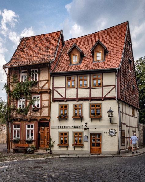 German Houses, Architecture Aesthetic, German Architecture, German Village, Happy Easter Everyone, European Architecture, Summer Morning, Minecraft Architecture, Have A Good Time