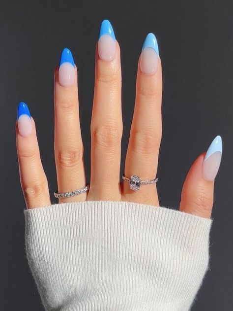 Blue French Tip Nails Different Shades, Nail Inspo Baby Blue, Shades Of Blue Nails, Blue Nail Polish Colors, Blue Nail Design, Nail Art Bleu, Light Blue Nail Designs, Blue Ombre Nails, Blue French Tips