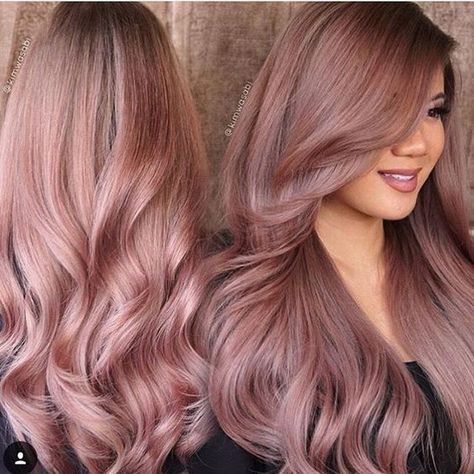 Rose gold hair -- aka the absolute coolest way to pay homage to Glinda the Good. Rose Gold Hair Color, Gold Hair Color, Gold Hair Colors, Hair Color Rose Gold, Latest Hair Color, Hair Color Pink, Rose Gold Hair, Rose Hair, Pastel Hair