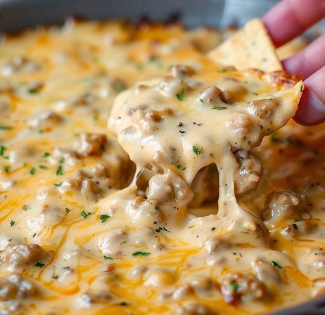 Foods For Football Game, Sausage Chip Dip, Creamy Cheese Dip Recipes, Birthday Party Dips, Italian Sausage Cheese Dip, Sausage Cheese Dip Recipes, Sausage And Cheese Appetizers, Dip Night Recipes, Italian Sausage Dip Recipes