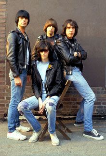 The Ramones Tommy Ramone, Ropa Punk Rock, Poison Heart, Joey Ramone, The Rocky Horror Picture Show, Pet Sematary, Star Academy, Musica Rock, Estilo Rock