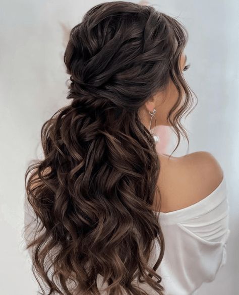 Wedding Hairstyles Brown Hair With Veil, Curly Half Updos For Long Hair, Bridesmaid Hair Curly Natural Half Up, Long Brown Hair Wedding Hairstyles, Maid Of Honor Hairstyles For Long Hair Half Up, Maggie Curls, Dark Brown Wedding Hair, Wedding Hairstyles For Bride Half Up, Wedding Hairstyles Dark Hair