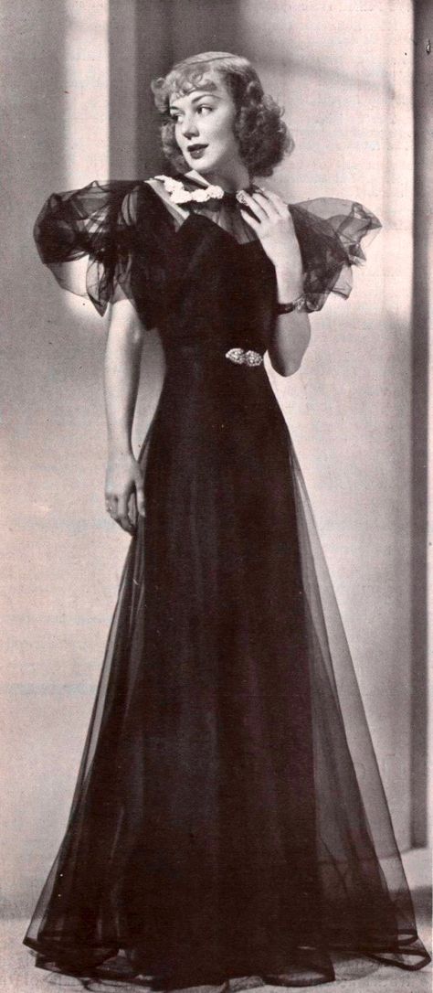 1930s Hollywood Fashion, 1930s Vampire, 1930 Ball Gown, 1930s Ball Gown, 1930s Evening Wear, 1950s Vampire, 1930s Formal Dress, 1930s Evening Gowns, 1930 Hollywood