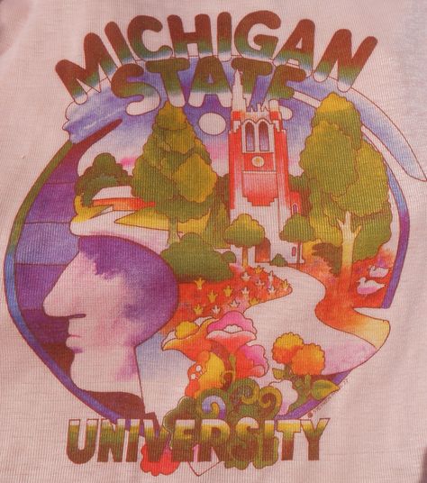 Michigan State University 1970s Art, Sell Ideas, Vintage Michigan, Shirt Graphics, Michigan State University, Retro Ads, Michigan State, Lake Michigan, Retro Vibe